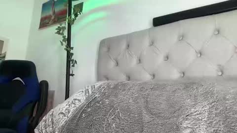 ostin 18hot online show from 05-09-26, 05:01