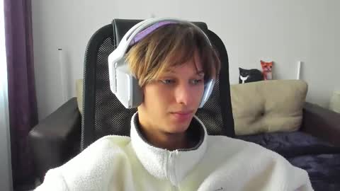 Ostin online show from 09-29-25, 05:23