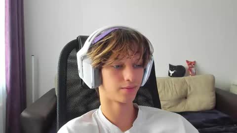 Ostin online show from 10-10-25, 08:46