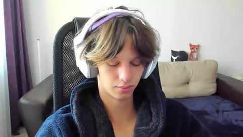 Ostin online show from 10-19-25, 08:37