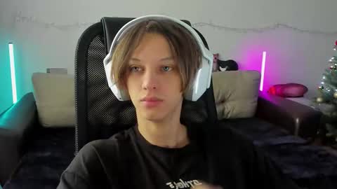 Ostin online show from 12-17-25, 06:30