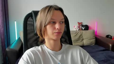 Ostin online show from 05-07-26, 05:24