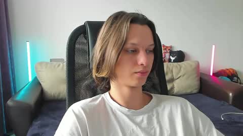 Ostin online show from 05-17-26, 08:55