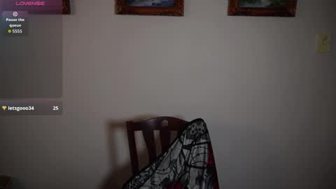 Snapshot of otherpuppy chatting on 10-28-25, 03:32 otherpuppy online show from 10-28-25, 03:32