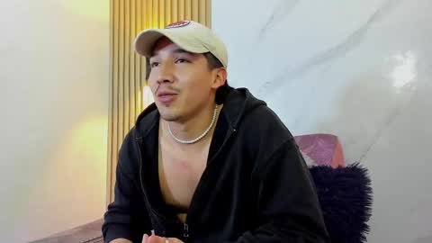 Otto Andrew online show from 02-10-26, 07:29