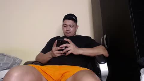 Snapshot of otto_stud chatting on 01-13-25, 04:07 otto_stud online show from 01-13-25, 04:07