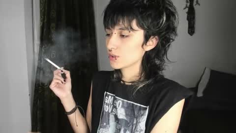 Snapshot of ottoyan_ chatting on 10-22-25, 01:39 Otto 3 online show from 10-22-25, 01:39