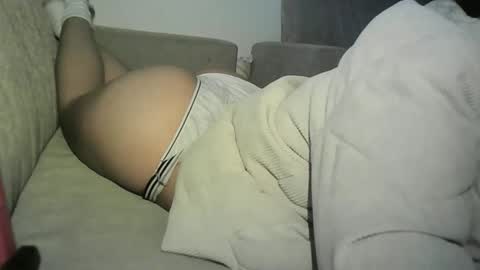 Snapshot of oumaimasoufaine66 chatting on 12-02-25, 05:08 oumaimasoufaine66 online show from 12-02-25, 05:08