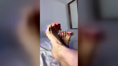 Snapshot of oumaimasoufaine66 chatting on 01-12-26, 09:20 oumaimasoufaine66 online show from 01-12-26, 09:20