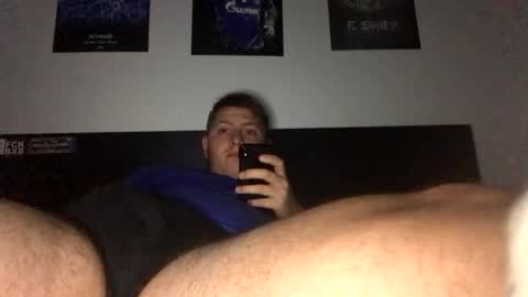 Snapshot of outflayd chatting on 10-24-25, 01:46 outflayd online show from 10-24-25, 01:46