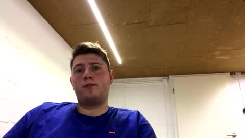 Snapshot of outflayd chatting on 01-19-26, 02:54 outflayd online show from 01-19-26, 02:54