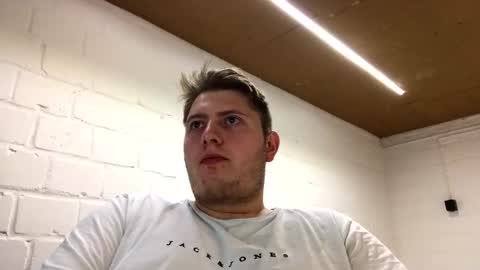 Snapshot of outflayd chatting on 02-06-26, 04:54 outflayd online show from 02-06-26, 04:54