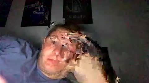 Snapshot of outflayd chatting on 06-28-26, 01:55 outflayd online show from 06-28-26, 01:55
