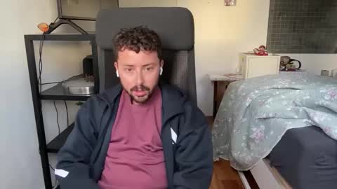 ovidius96 online show from 11-01-25, 03:36