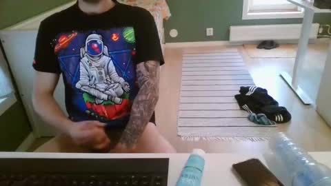 Snapshot of ovvv9 chatting on 01-06-25, 09:41 ovvv9 online show from 01-06-25, 09:41