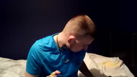 Owen kayz online show from 11-09-25, 10:19