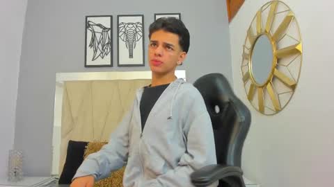 Snapshot of owen__johnson chatting on 09-11-25, 11:32 Owen Johnson online show from 09-11-25, 11:32