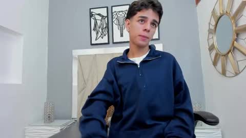 Snapshot of owen__johnson chatting on 09-14-25, 11:53 Owen Johnson online show from 09-14-25, 11:53