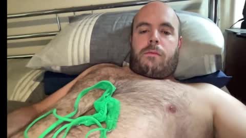 Owen2022 online show from 03-11-25, 07:15