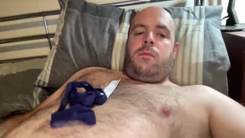 Owen2022 online show from 11-06-25, 07:31