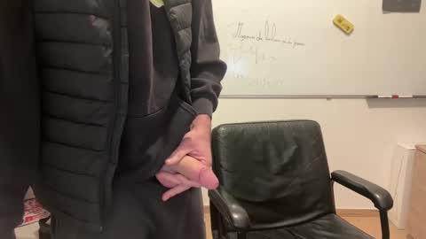 hotcouple online show from 12-19-24, 08:23