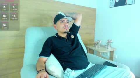 O W E N - S T O N E online show from 10-30-25, 04:36