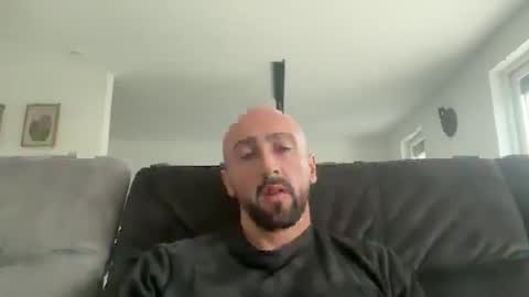 oxlade59 online show from 10-27-25, 04:00