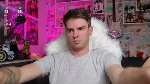 Mike online show from 05-05-26, 12:24