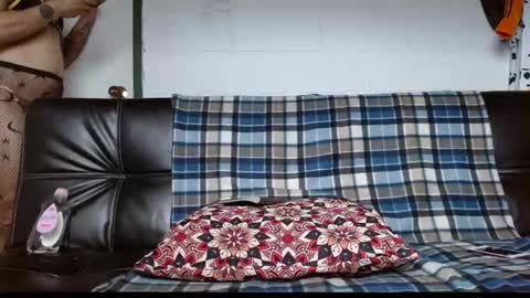 Jeannifer online show from 09-21-25, 08:43