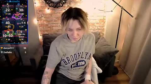 Snapshot of ozalin_green chatting on 02-16-25, 11:38 ozalin_green online show from 02-16-25, 11:38