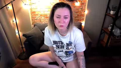 Snapshot of ozalin_green chatting on 09-29-25, 10:03 ozalin_green online show from 09-29-25, 10:03