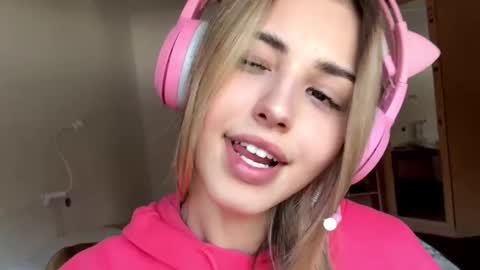 Eva online show from 02-01-26, 10:25