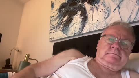 Snapshot of ozhairybearxxxx chatting on 12-07-24, 08:44 ozhairybearxxxx online show from 12-07-24, 08:44