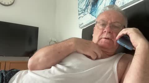 Snapshot of ozhairybearxxxx chatting on 12-08-24, 11:40 ozhairybearxxxx online show from 12-08-24, 11:40