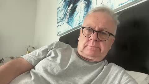 Snapshot of ozhairybearxxxx chatting on 01-23-25, 05:56 ozhairybearxxxx online show from 01-23-25, 05:56