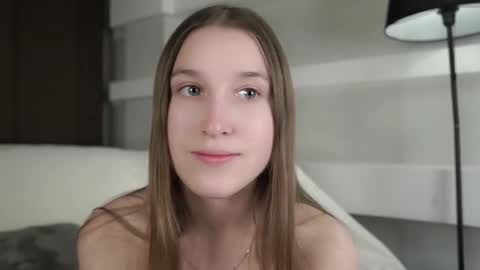 Caroline or just Lina online show from 01-09-26, 01:19