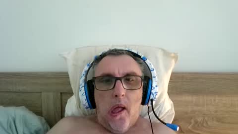 Brian online show from 10-26-25, 05:57