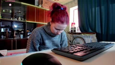 Ella online show from 01-22-25, 12:27