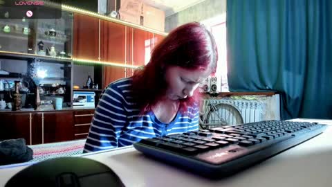 Ella online show from 02-03-25, 11:31