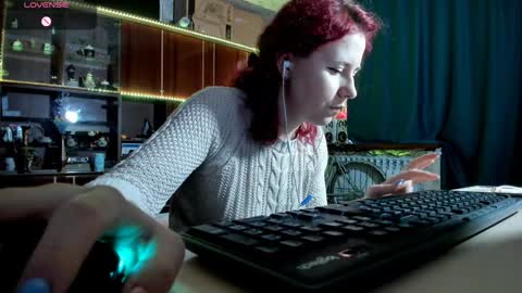 Ella online show from 02-06-25, 07:56