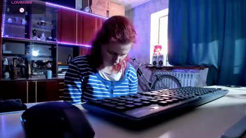 Ella online show from 02-28-25, 12:09