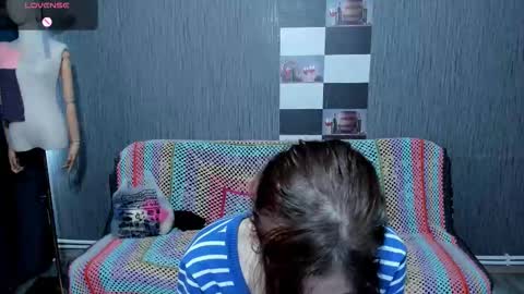 Ella online show from 09-25-25, 07:45