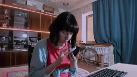Ella online show from 06-09-26, 07:31
