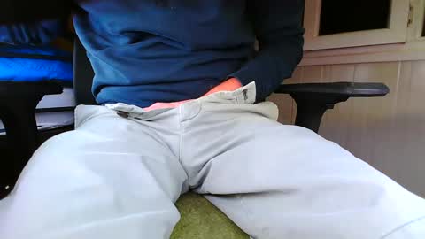 Snapshot of pablo19692017 chatting on 10-17-25, 09:17 pablo19692017 online show from 10-17-25, 09:17