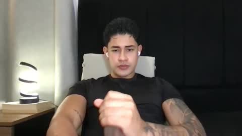 Javi    online show from 10-03-25, 06:43