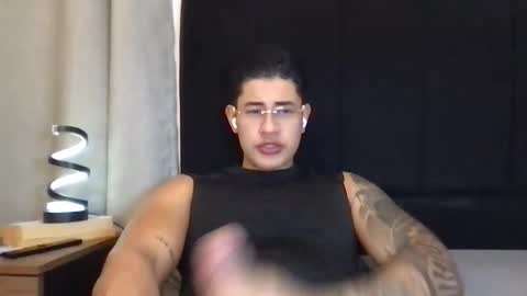 Javi    online show from 05-18-26, 06:08