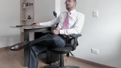 Snapshot of pablo_rincon95 chatting on 01-28-25, 05:56 pablo rincon95 online show from 01-28-25, 05:56