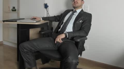 Snapshot of pablo_rincon95 chatting on 02-03-25, 10:54 pablo rincon95 online show from 02-03-25, 10:54