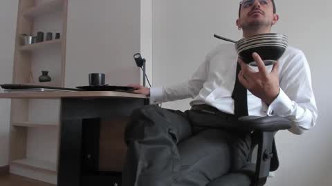 Snapshot of pablo_rincon95 chatting on 02-06-25, 03:20 pablo rincon95 online show from 02-06-25, 03:20