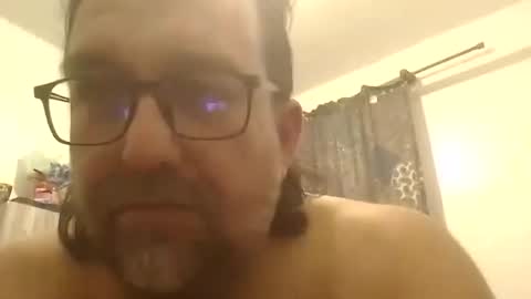 Snapshot of pabloarica123 chatting on 09-17-25, 03:30 Pablo arica online show from 09-17-25, 03:30